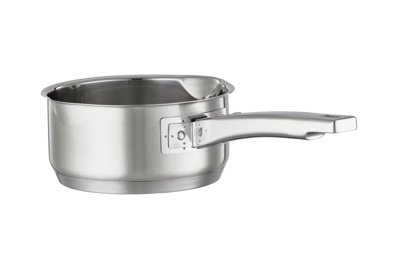 Edelstahl-Stielkasserolle Expertiso 16cm, seitliche Perspektive mit langem Griff