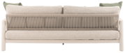 Rückansicht eines 3-Sitzer Loungesofas mit beigem Stoff und grünen Kissen, modernes Design mit geflochtener Rückenlehne.