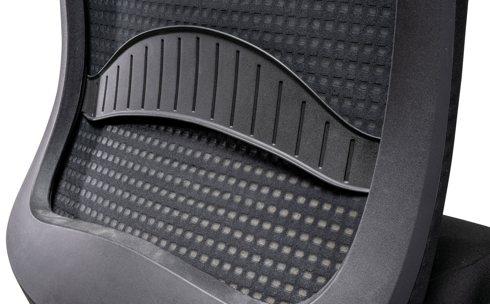 Rückansicht eines Chefsessels mit ergonomischer Rückenlehne und Netzstoff