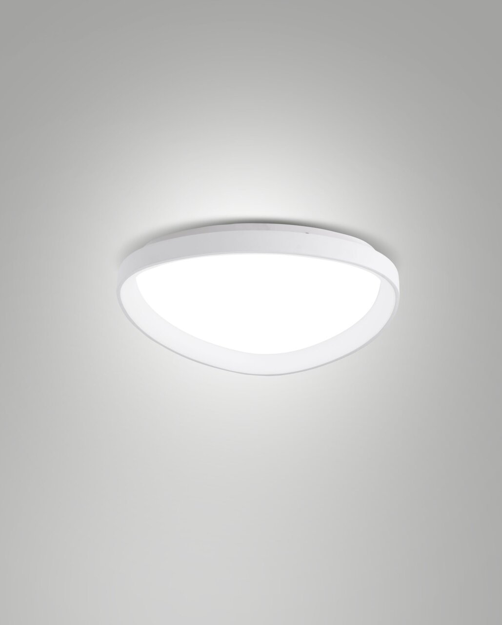 Moderne LED-Deckenleuchte in Weiß, von unten betrachtet, mit gleichmäßiger Lichtverteilung.