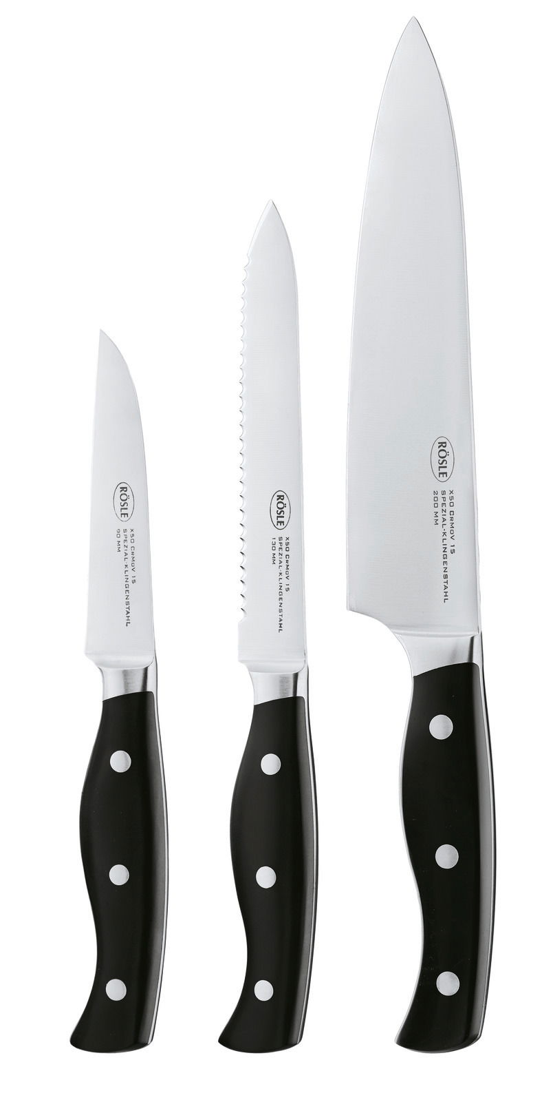 Dreiteiliges Messer-Set Pura mit schwarzem Griff, bestehend aus einem Kochmesser, einem Brotmesser und einem Gemüsemesser, frontal abgebildet.