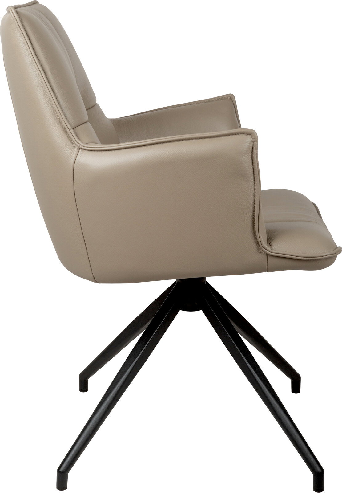 Beiger, gepolsterter Drehstuhl mit Armlehnen und schwarzem Metall-Sternfuß, Seitenansicht von links vor weißem Hintergrund