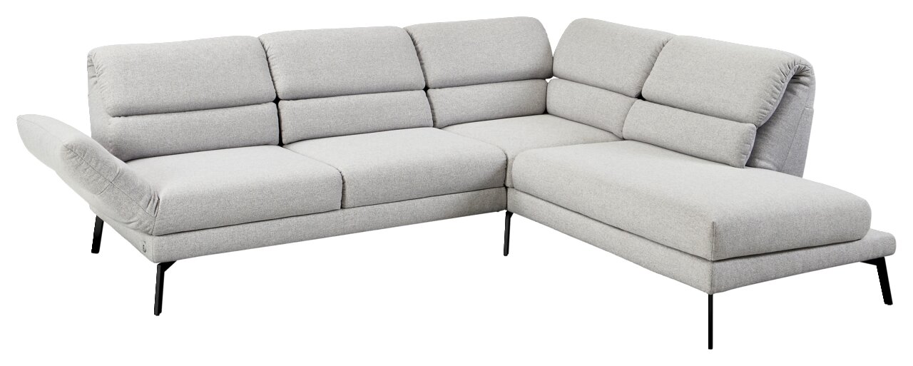 Ecksofa in hellgrauem Stoff mit verstellbarer Armlehne, schwarzem Metallgestell und moderner L-Form, Perspektive von vorne links