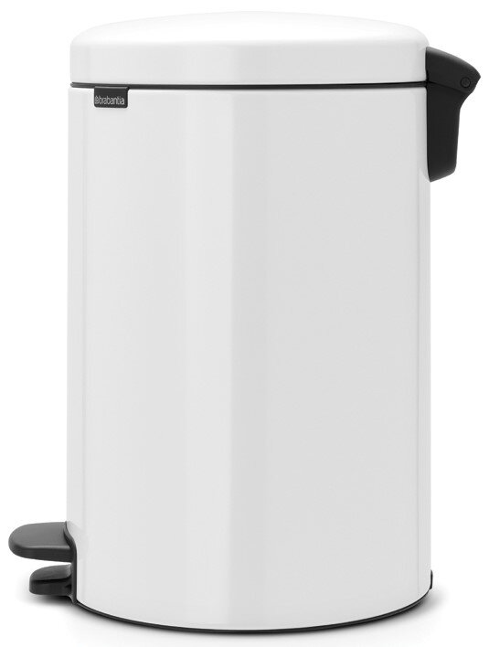 Weißer Brabantia Treteimer aus seitlicher Perspektive mit Pedal und Deckel.