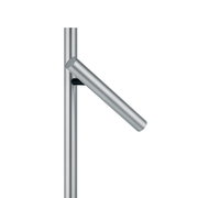 Moderne LED-Tischleuchte aus Metall in seitlicher Perspektive