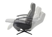 Seitliche Ansicht eines Relaxsessels in verschiedenen Neigungspositionen, zeigt die Verstellbarkeit und den Komfort des Sessels.