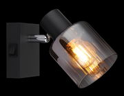 Moderner Strahler mit schwarzem Gehäuse und transparentem Glas, seitliche Perspektive