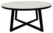 Runder Couchtisch mit weißer Marmorplatte und schwarzem Metallgestell, seitliche Perspektive