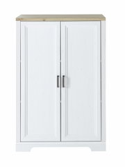 Weißer Aktenschrank der Serie JUDITH mit zwei Türen und Holzplatte, Frontalansicht