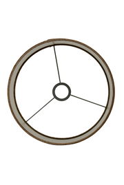 Draufsicht auf einen runden Lampenschirm mit Metallstreben, Zylinderform, brauner Rand.