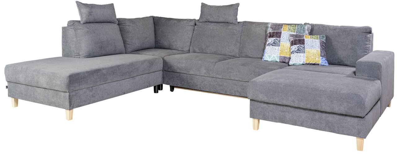 Graues Ecksofa mit Holzfüßen, zwei Kissen und einer Recamiere links, Perspektive von vorne.