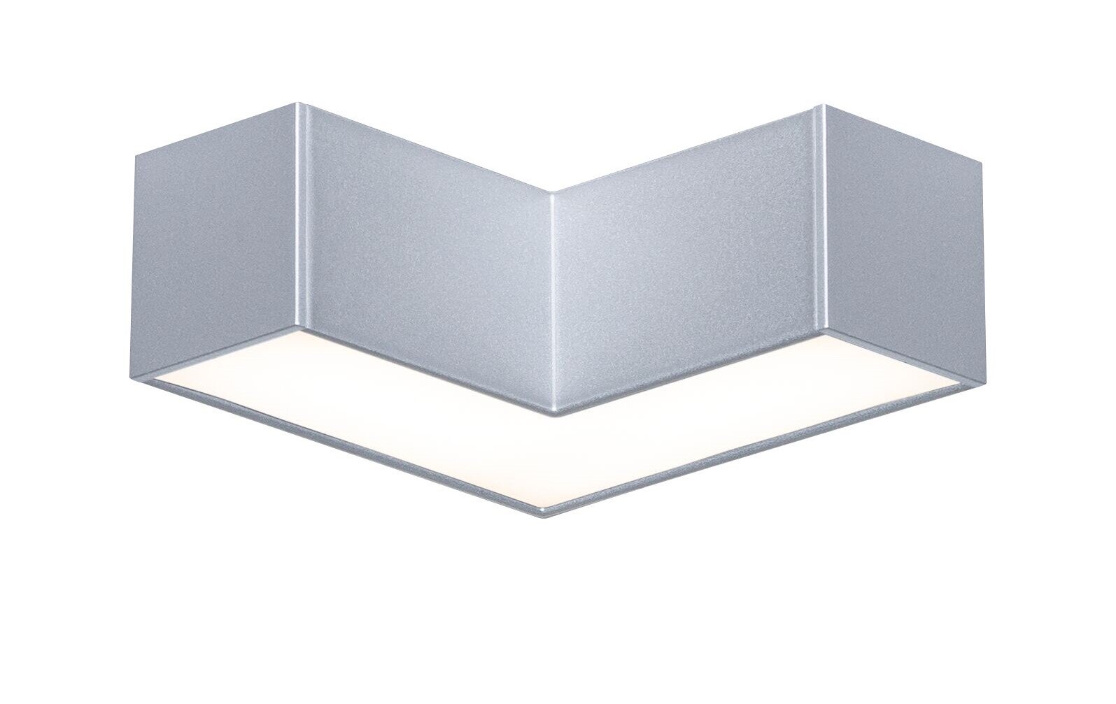 Silberne, eckige LED-Deckenleuchte mit opalem Diffusor in V-Form, Produktansicht von unten in leichter Schrägperspektive