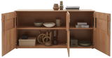 Geöffnetes Sideboard aus Holz mit zwei Regalböden, dekoriert mit Keramik und Büchern, aus frontaler Perspektive.