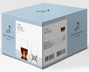 Zweisel Glas Tone Allround klein – 4er-Set Trinkgläser in hellblauer Verpackung, schräg von vorne oben (3/4-Perspektive) fotografiert