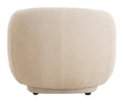 Achterkant van een beige, gestoffeerde stoel met afgeronde hoeken.