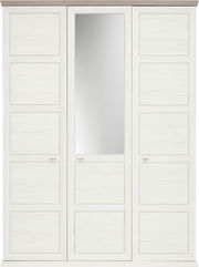 Drehtürenschrank 3-türig in weißer Holzoptik mit einem Spiegel in der mittleren Tür, Frontalansicht