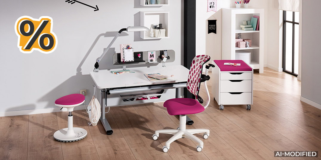 Kinderarbeitsplatz mit Schreibtisch, Stuhl und Rollcontainer im Sale. KI-modifiziert.
