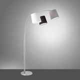 Moderne Stehleuchte aus Stahl mit drei gebogenen Armen und unterschiedlich farbigen Lampenschirmen in Weiß, Schwarz und Grau, seitliche Perspektive.