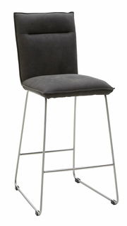 Moderner Tresenstuhl mit grauem Polstersitz und Rückenlehne, auf silbernem Metallgestell, seitliche Perspektive