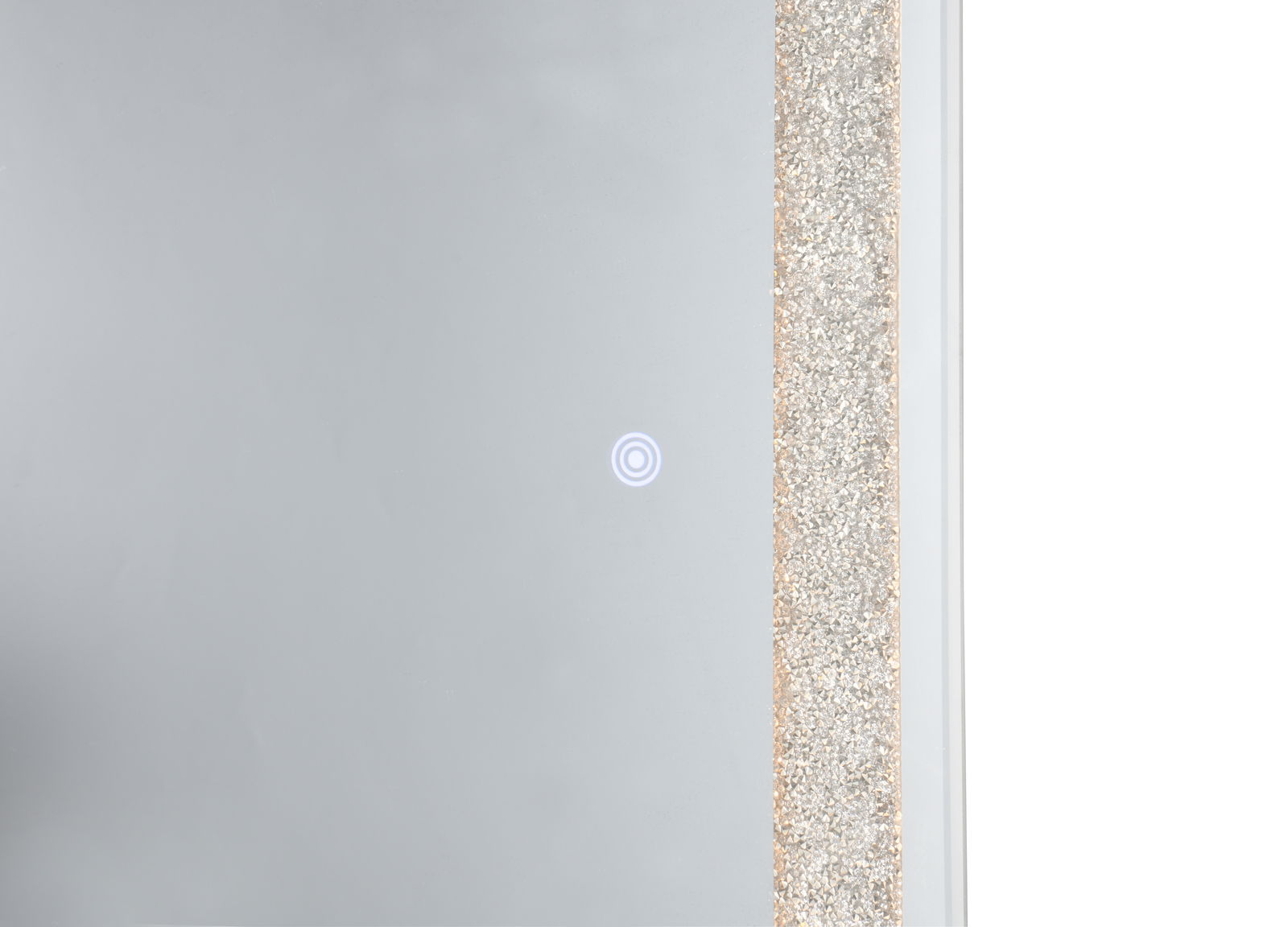 Nahaufnahme eines LED-Standspiegels mit glitzerndem Rahmen und Touch-Schalter, seitliche Perspektive