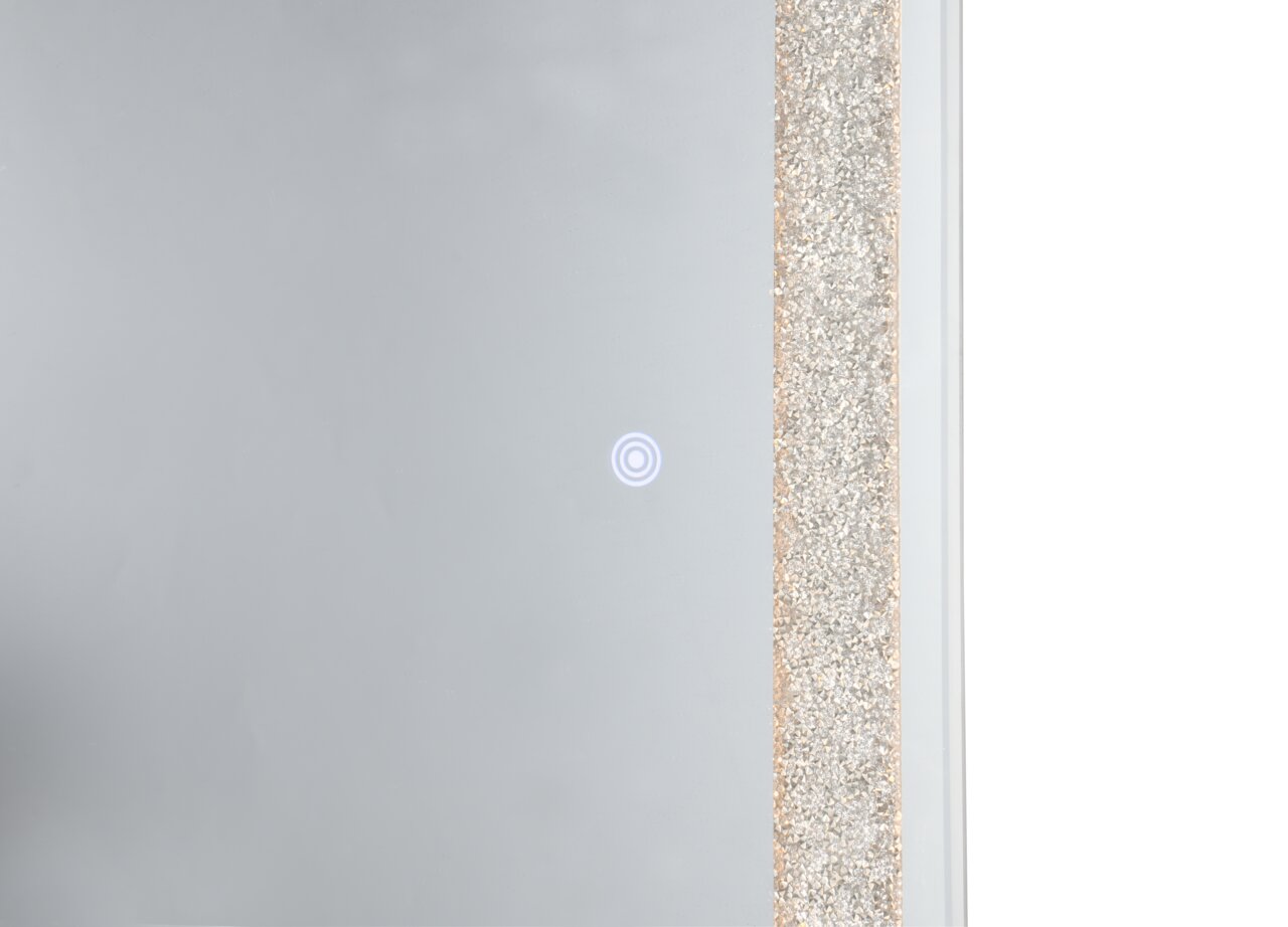 Nahaufnahme eines LED-Standspiegels mit glitzerndem Rahmen und Touch-Schalter, seitliche Perspektive