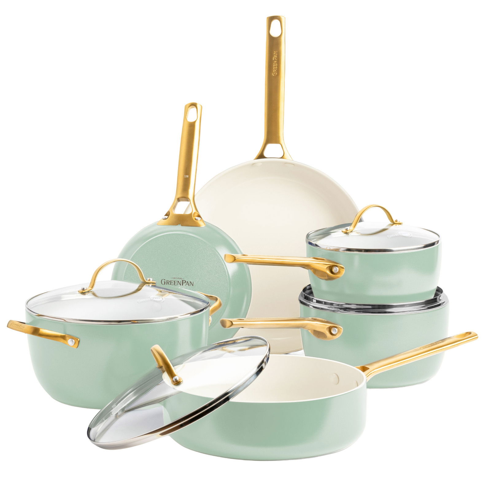 GreenPan Topfset 6-tlg. PADOVA Sechsteiliges Topfset in mintgrün mit goldenen Griffen, bestehend aus Töpfen und Pfannen mit Glasdeckeln, aus einer frontalen Perspektive.
