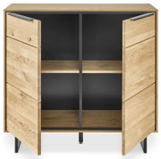 Offenes Holz-Sideboard mit zwei Türen, schwarzem Innenraum, mittigem Regalboden und Metallfüßen, Frontansicht
