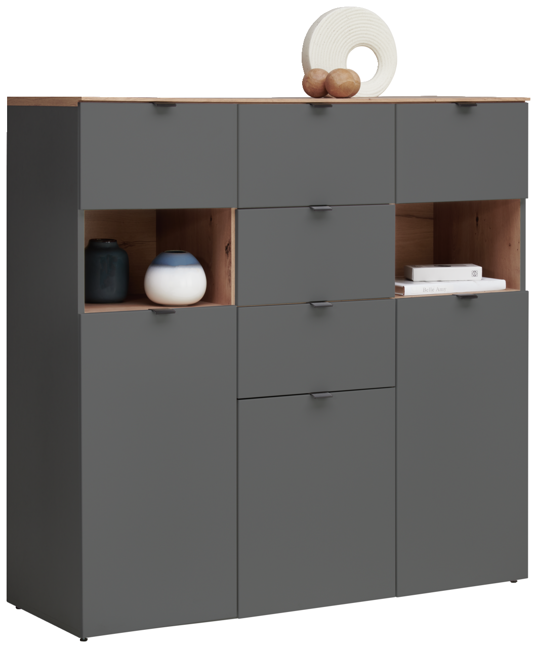 Hom´in Hoog dressoir DIANA Frontansicht eines modernen Highboards mit grauen Türen und offenen Fächern, dekoriert mit Vasen und Büchern.