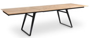 Moderne eettafel met houten blad en zwarte metalen poten, zijaanzicht
