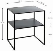 Moderner schwarzer Beistelltisch aus der Serie MANOLA von XORA, mit zwei Ebenen und einem minimalistischen Metallrahmen, seitliche Perspektive.