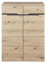 Frontansicht eines modernen Highboards aus hellem Holz mit zwei Türen und minimalistischen Griffen.