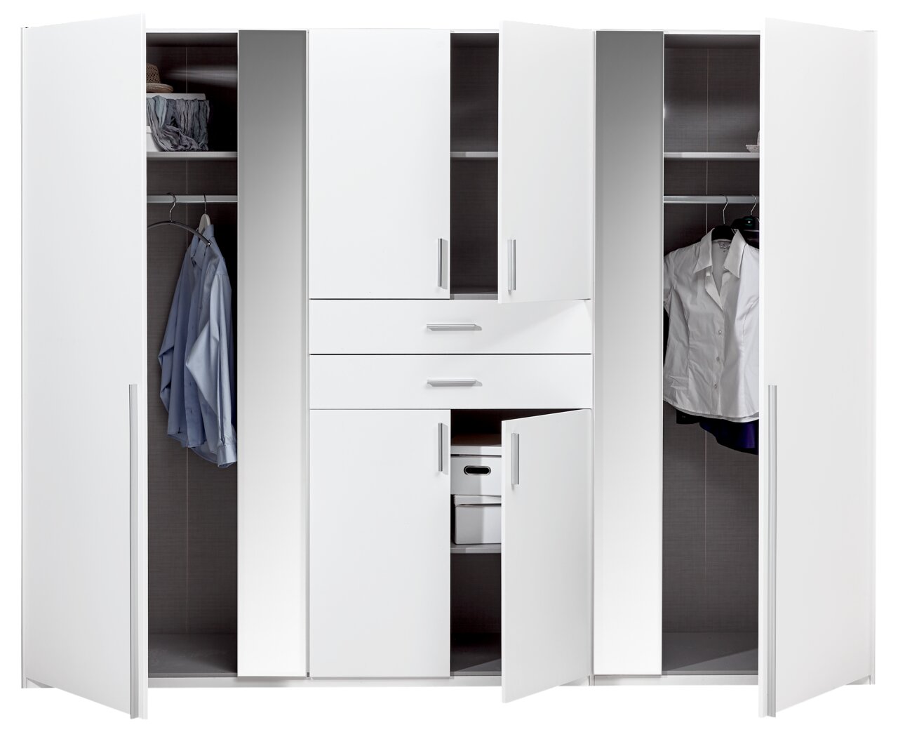 Weißer Drehtürenschrank mit sechs Türen, teilweise geöffnet, zeigt Innenfächer mit Kleidung und Schubladen, Frontalansicht