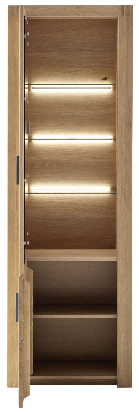Houten vitrinekast met glazen legplanken en ingebouwde verlichting, gezien vanaf de voorkant.