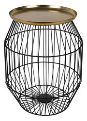 Moderner Beistelltisch mit schwarzem Drahtgestell und goldener Tischplatte, seitliche Perspektive