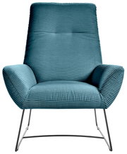 Moderne fauteuil in turkoois met geribbelde stoffen bekleding en slanke metalen poten, vooraanzicht