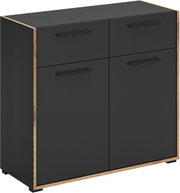 Moderne Kommode/Sideboard in Mattschwarz mit Holzrahmen und vier Klappenfächern, Frontansicht in leichter Schrägperspektive von links