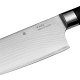 Nahaufnahme eines Yari Messers mit 20 cm Klinge, seitliche Perspektive.