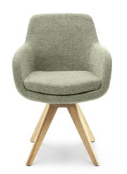 Moderne fauteuil met groene stoffen bekleding en houten poten, vooraanzicht