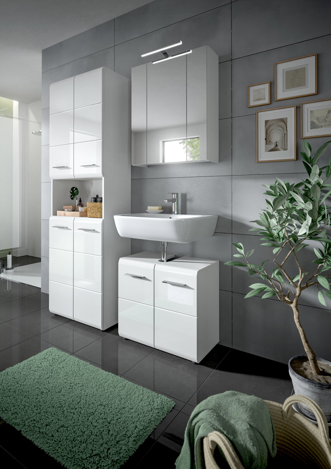 MID.YOU Hochschrank ICE Moderner weißer Hochschrank im Badezimmer, frontal betrachtet, neben einem Waschbecken und einem Spiegel.