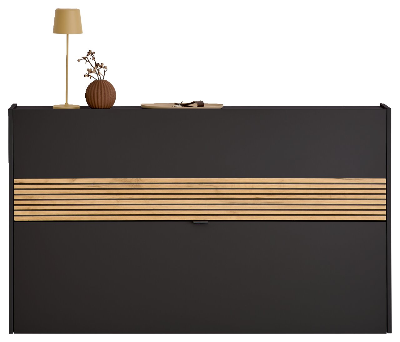 Moderner Schuhschrank in dunklem Design mit Holzstreifen, dekoriert mit Lampe und Vase, Frontalansicht