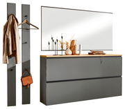 Garderoben-Set 4-tlg. in moderner Perspektive, bestehend aus zwei Wandpaneelen mit Haken, einem großen Spiegel und einer Kommode mit Dekoration.