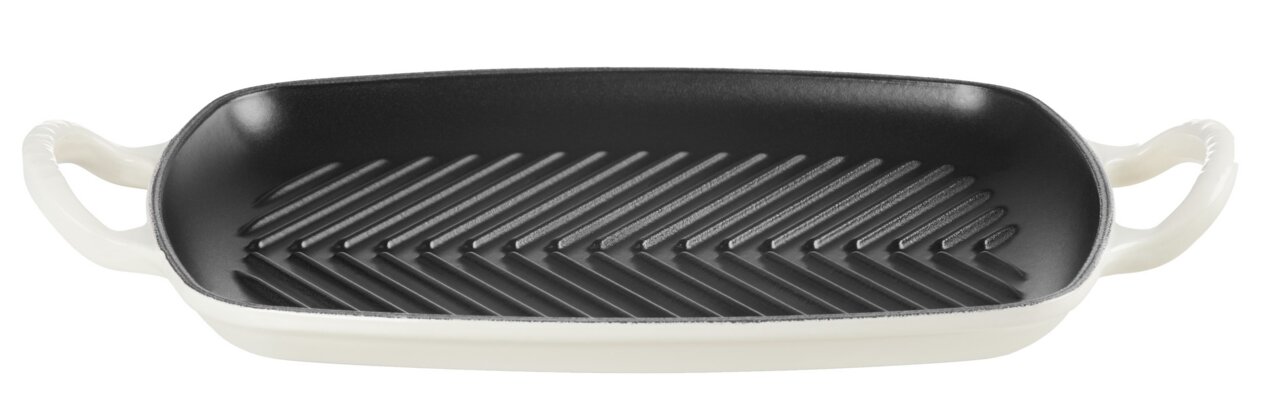 LE CREUSET Grillplatte Grillplatte 30x27 cm in Meringue-Farbe mit geriffelter Oberfläche und zwei Griffen, seitliche Perspektive