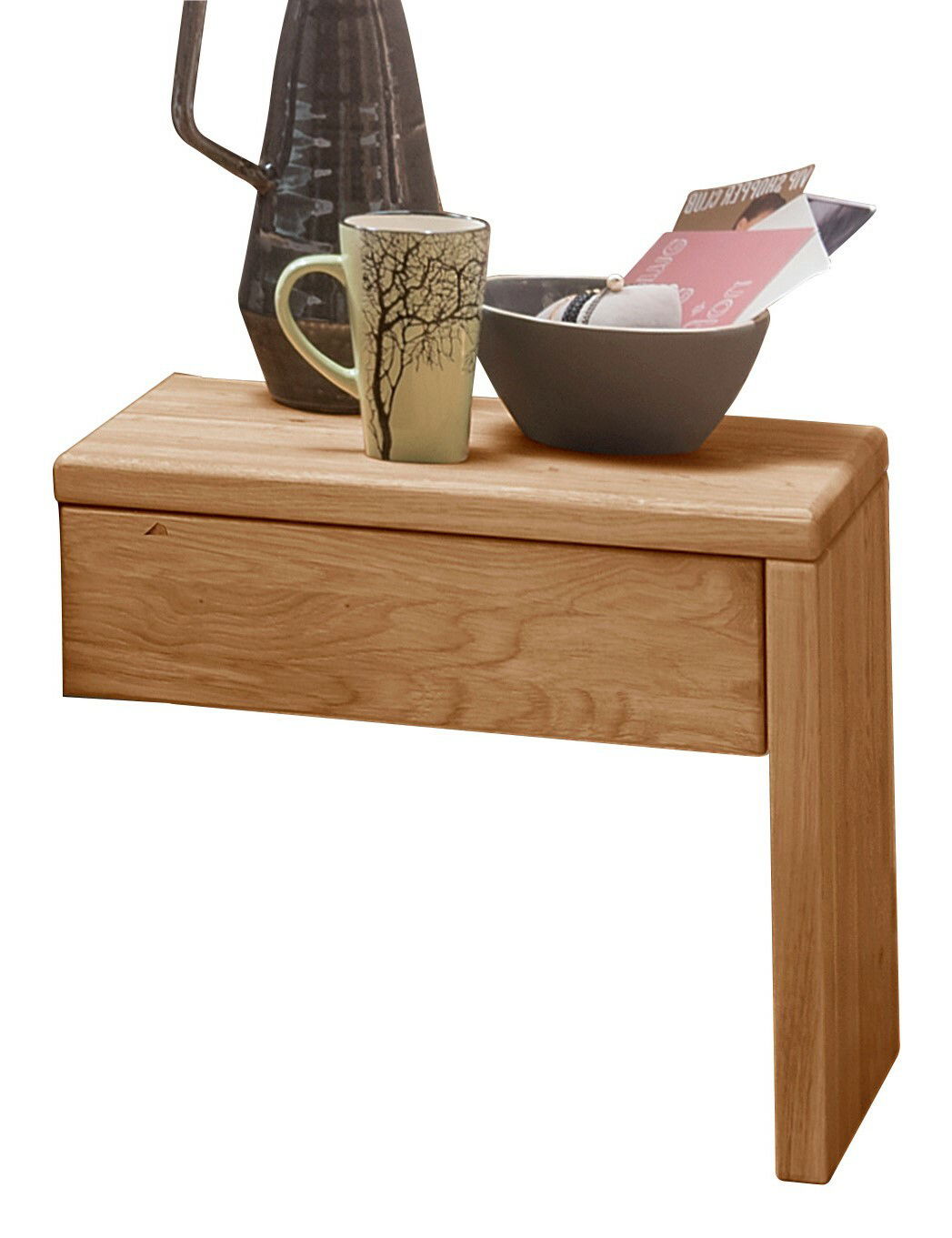 Valnatura Nachtkommode LIGNUM Nachtkommode aus Holz mit dekorativen Gegenständen darauf, seitliche Perspektive