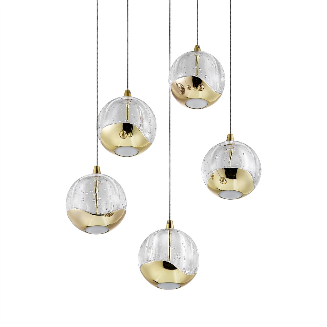 Moderne LED-Hängeleuchte mit fünf kugelförmigen, goldenen und klaren Glaskörpern, von unten betrachtet.