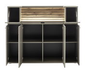 Frontansicht eines Highboards mit offenen Türen und Fächern, beleuchtetes Holzdetail oben.