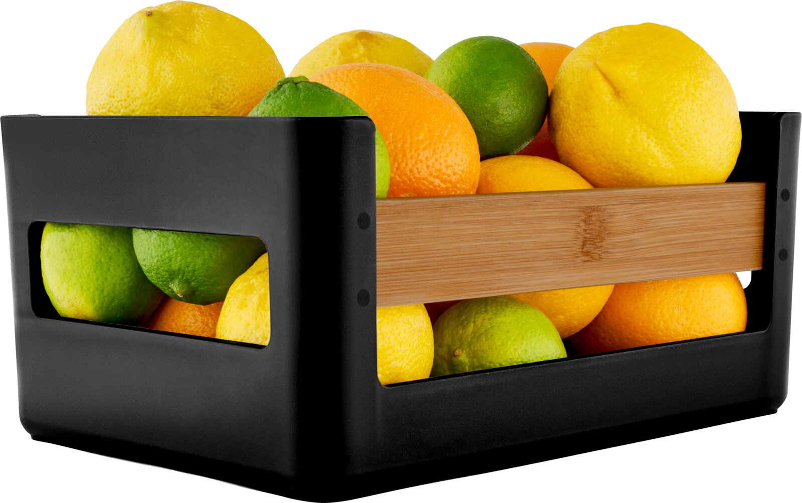 Zwarte fruitmand met houten handgreep, gevuld met citrusvruchten (citroenen, limoenen en sinaasappels), gefotografeerd in schuin vooraanzicht op witte achtergrond