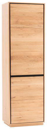 Holz-Garderobenschrank in Frontalansicht mit natürlicher Maserung