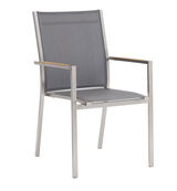 Moderner Stapelsessel aus Metall mit Netzbespannung, seitliche Perspektive