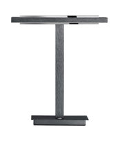 Moderne LED-tafellamp BEN in minimalistisch vooraanzicht met een rechthoekig ontwerp en een donkere afwerking.