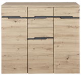 Frontansicht eines XL-Highboards aus hellem Holz mit mehreren Schubladen und Türen.